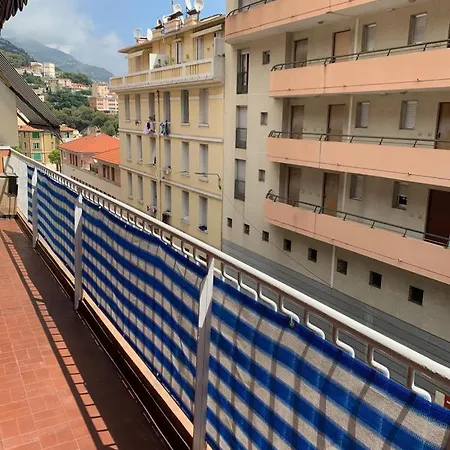 2 Beds-2 Full Baths,ac, Lift-balcony, Parking アパート